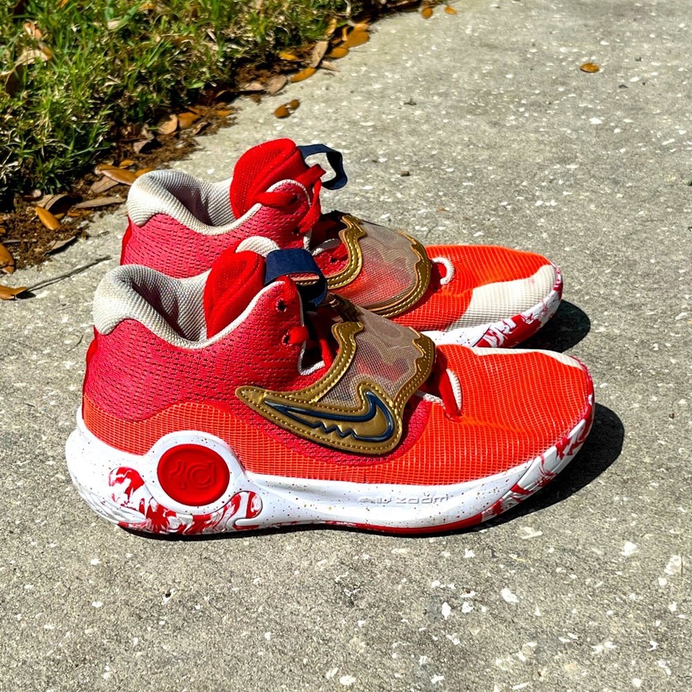 Nike KD Trey 5 X ‘University Red Metallic Gold’